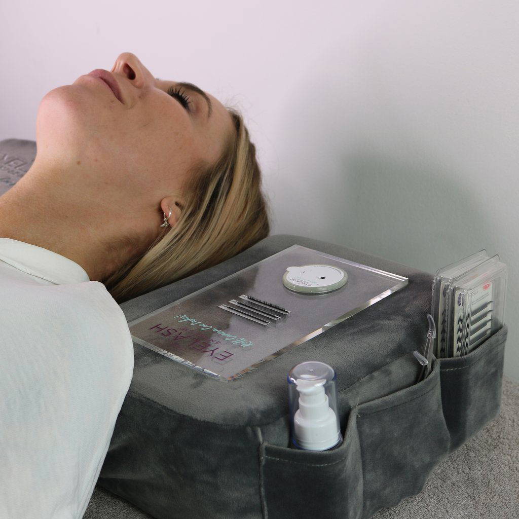 Backdrop hot sale lash pillow