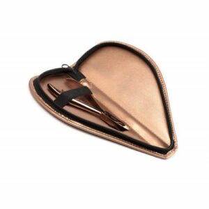 Nail nippers in rose gold case