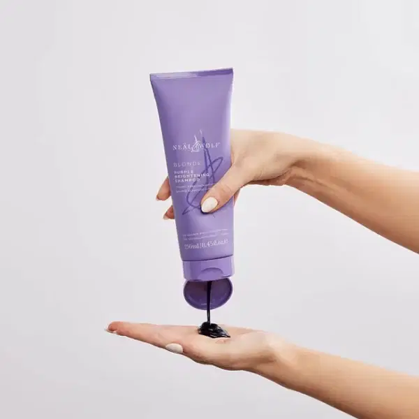 Neal&Wolf Blonde Purple Brightening Shampoo 250ml - Image 2